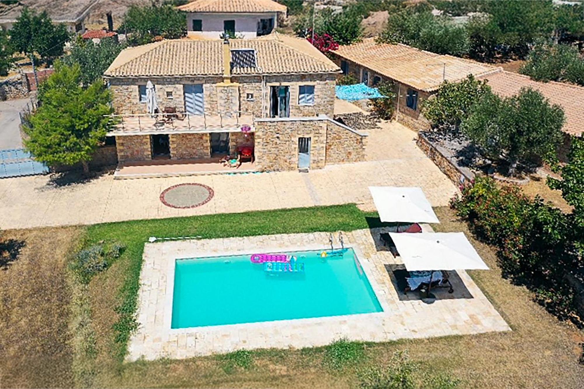 Villa Eleni - Private Pool Bliss Near Kardamili Proástion Eksteriør billede