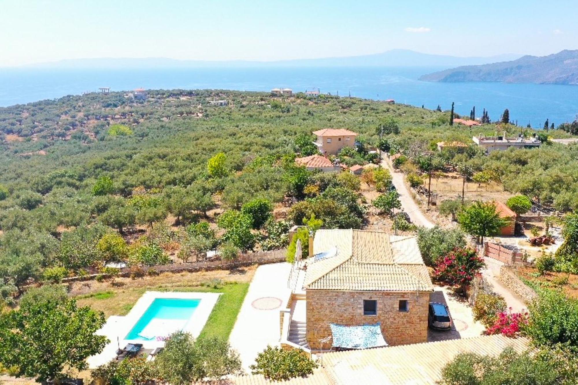 Villa Eleni - Private Pool Bliss Near Kardamili Proástion Eksteriør billede